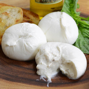 CRAZY DEAL: Burrata 250 gr $10 EXP: 03.12.2024